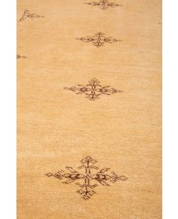 Hotan Beige 81x299