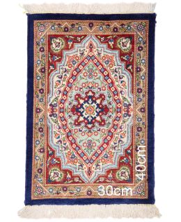 Ghom Silk Blue 30x40