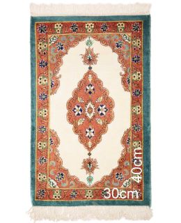 Ghom Silk White 30x40