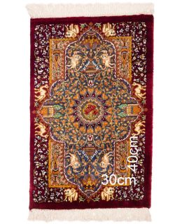Ghom Silk Red 30x40