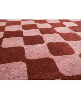 Namche Red 170x234