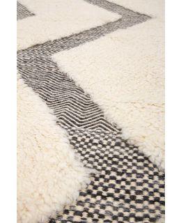 Berber Black White 190x296